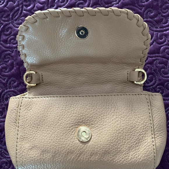 Authentic Tory Burch mini crossbody tan bag - Picture 3 of 10